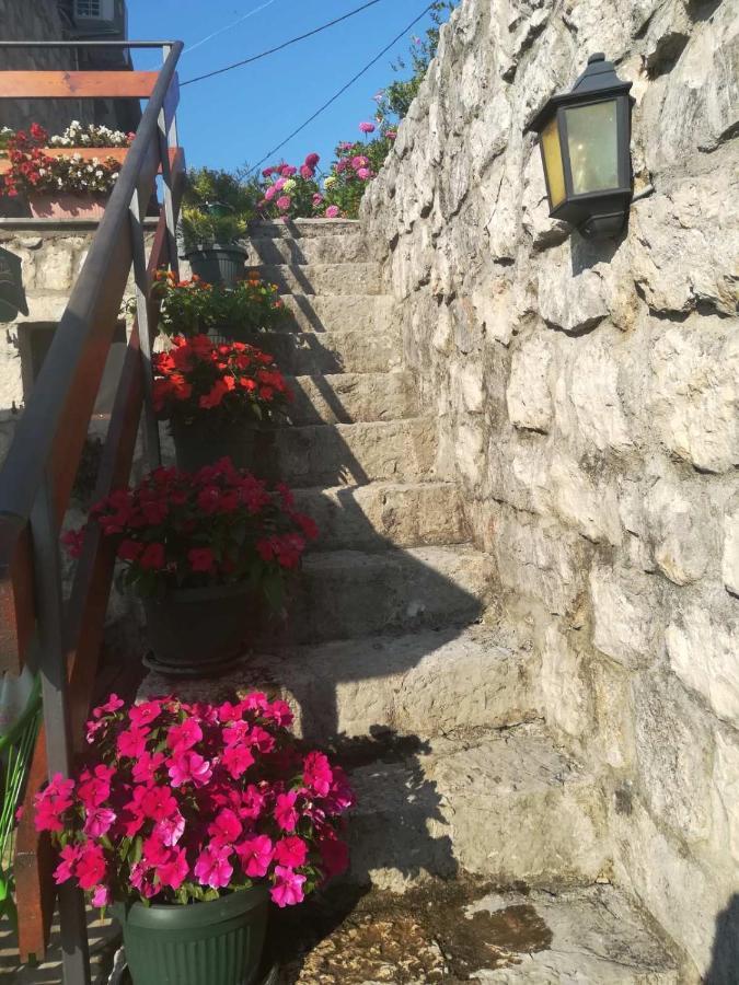 Holiday Home Radus Virpazar Eksteriør bilde