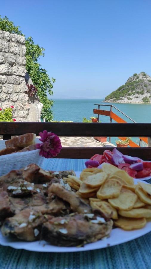 Holiday Home Radus Virpazar Eksteriør bilde