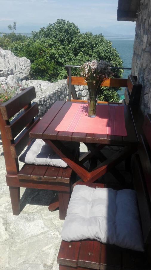 Holiday Home Radus Virpazar Eksteriør bilde